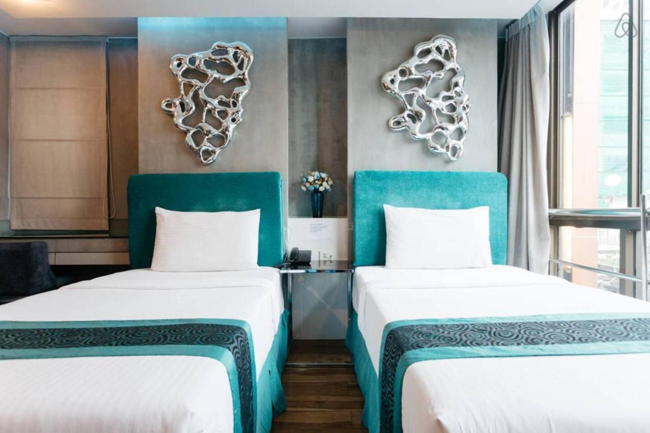Blutique Hotel Bangkok Esterno foto