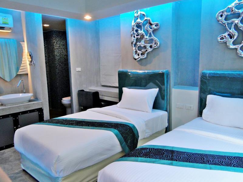 Blutique Hotel Bangkok Esterno foto